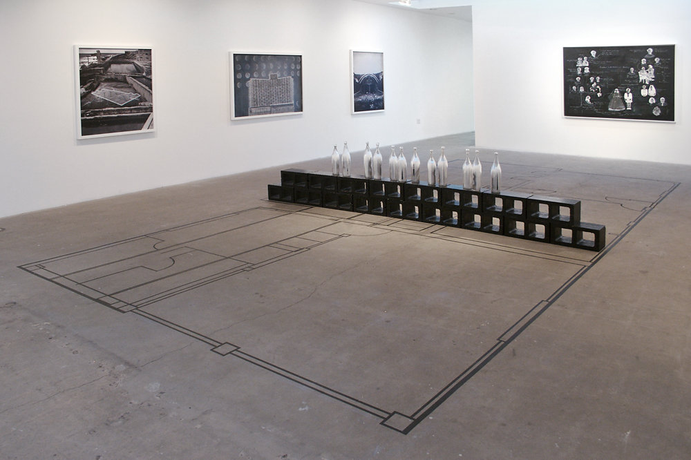 NEGATIVE SEA WALL INSTALLATION VIEW VI